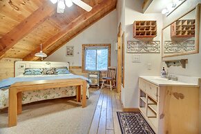 Tree-lined Mccall Cabin: Walk to Payette River!