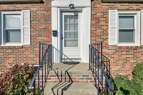 Quaint Cedar Rapids Home, 4 Mi to Downtown!