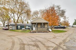 20 Mi to Glacier Natl Park: Columbia Falls Studio