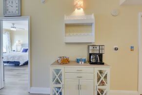 Miramar Beach Getaway w/ Balcony + Ocean View!