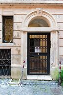 Cozy Flat near Castel S. Angelo