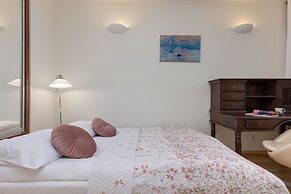 Apartment for Four in Warsaw by Renters