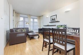 Apartment for Four in Warsaw by Renters