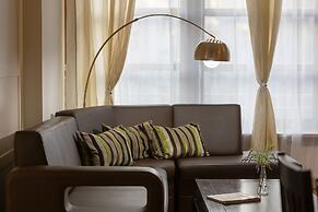 Apartment for Four in Warsaw by Renters