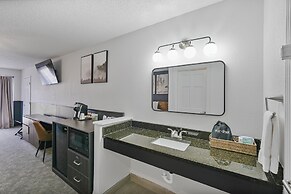 Tremont Lodge & Resort