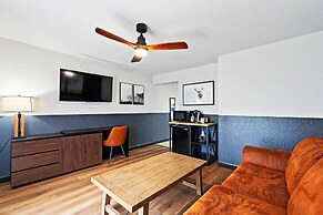 Tremont Lodge & Resort