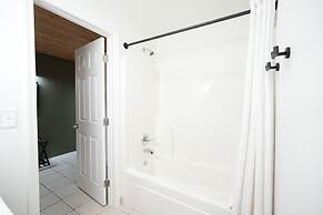 Tremont Lodge & Resort