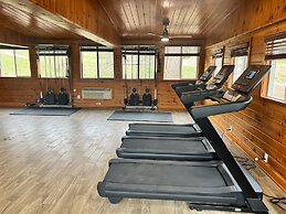 Tremont Lodge & Resort