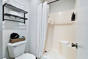 Tremont Lodge & Resort