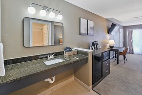 Tremont Lodge & Resort