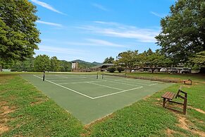 Tremont Lodge & Resort