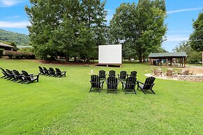 Tremont Lodge & Resort