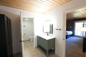 Tremont Lodge & Resort