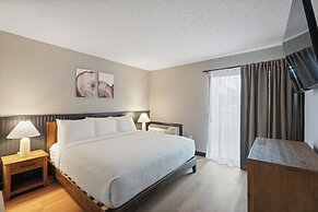 Tremont Lodge & Resort