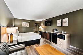 Tremont Lodge & Resort