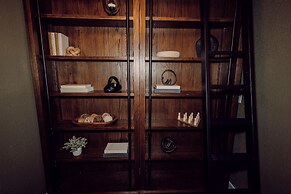 Tremont Lodge & Resort