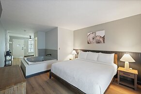 Tremont Lodge & Resort