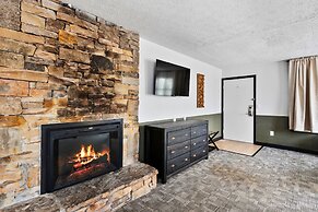 Tremont Lodge & Resort