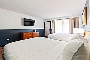 Tremont Lodge & Resort