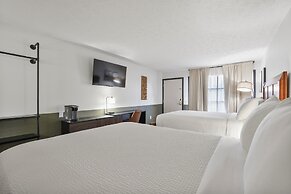 Tremont Lodge & Resort