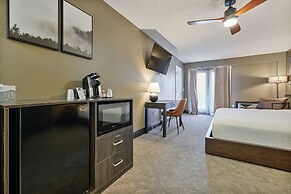 Tremont Lodge & Resort