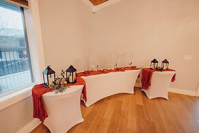 Tremont Lodge & Resort