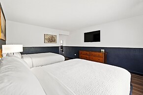 Tremont Lodge & Resort