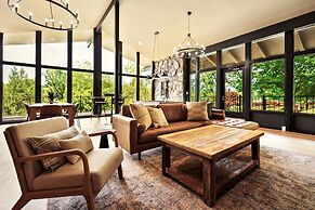 Tremont Lodge & Resort