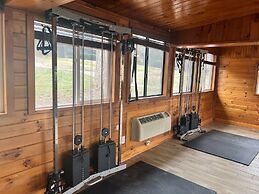 Tremont Lodge & Resort