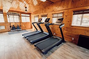 Tremont Lodge & Resort