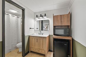 Tremont Lodge & Resort