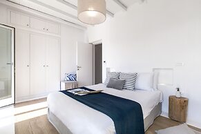 Breathtaking 6Bed villa in Platis Gialos