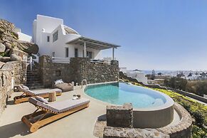 Breathtaking 6Bed villa in Platis Gialos
