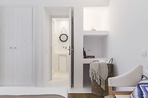 Breathtaking 6Bed villa in Platis Gialos