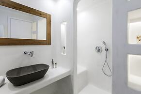 Breathtaking 6Bed villa in Platis Gialos