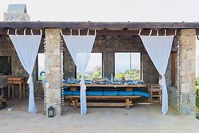 Boho 5bed Villa with Pool and Ocean View