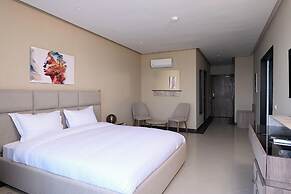 Playa Del Pacha Suites Hotel
