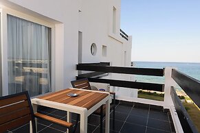 Playa Del Pacha Suites Hotel