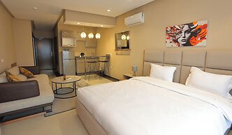 Playa Del Pacha Suites Hotel