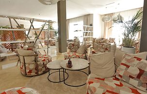 Playa Del Pacha Suites Hotel