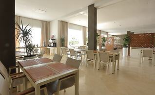 Playa Del Pacha Suites Hotel