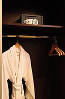 Playa Del Pacha Suites Hotel