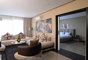 Playa Del Pacha Suites Hotel