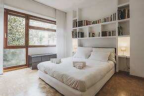 San Pietro Cozy And Quiet Three-room Apt