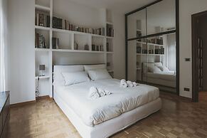 San Pietro Cozy And Quiet Three-room Apt