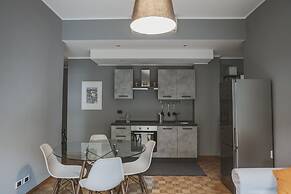 San Pietro Cozy And Quiet Three-room Apt