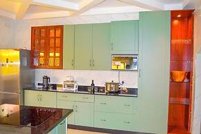 Mount Pleasant - Luxurious 4-bed Villa