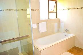 Mount Pleasant - Luxurious 4-bed Villa