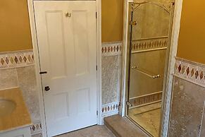 Exceptional Unique 5 Bedroom Manor House