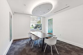 2BR Luxury City Suite With Gym & Pool